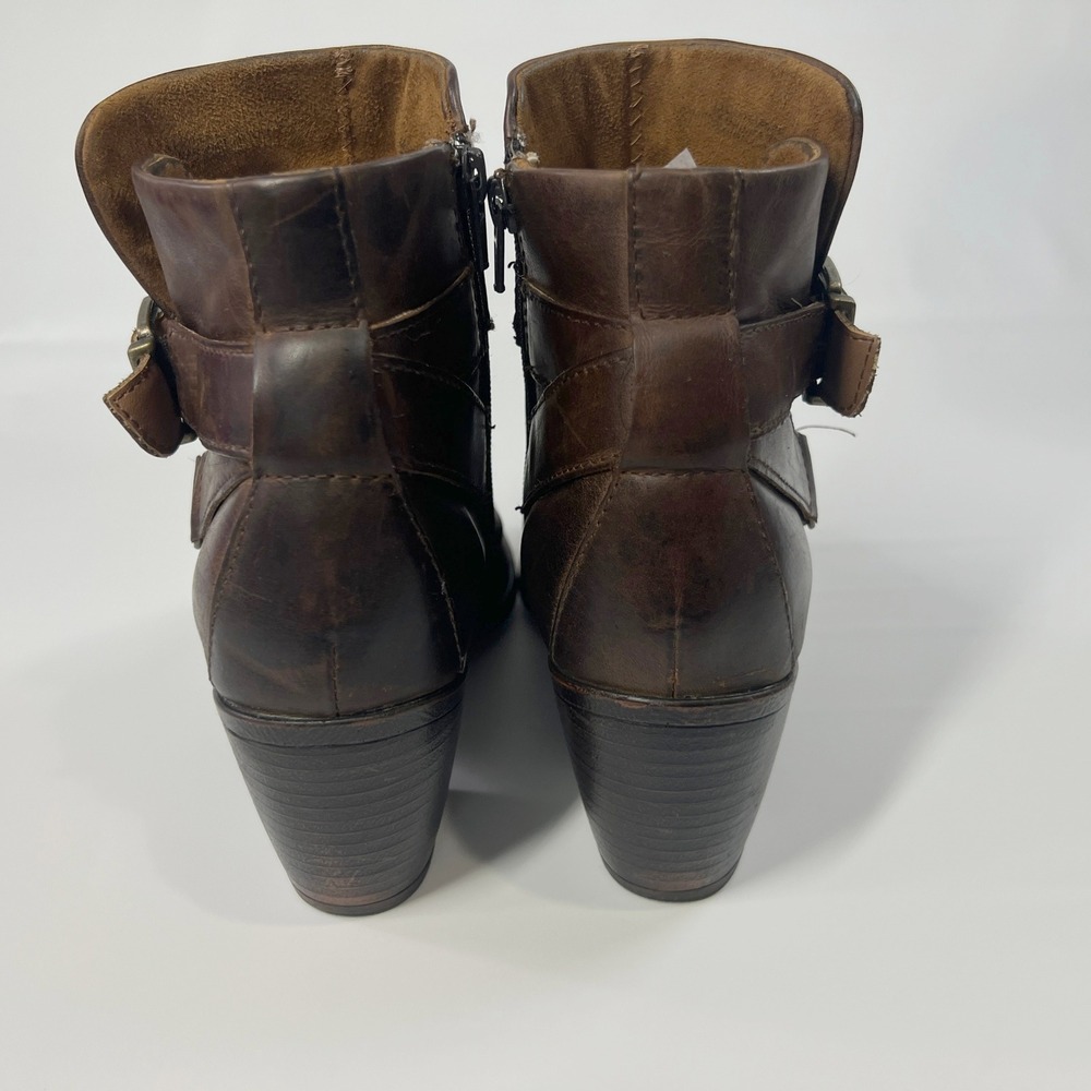 B.O.C by Born Brown Leather Buckle Ankle Boots 8.5 Block Heel Side Zip Booties - Picture 5 of 8